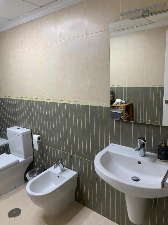 Tokyo Rooms "El Cabo" Habitacion Doble Con Bano Privado Almería Eksteriør billede